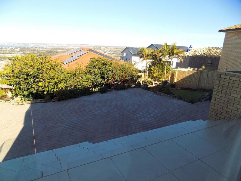 4 Bedroom Property for Sale in Monte Christo Western Cape